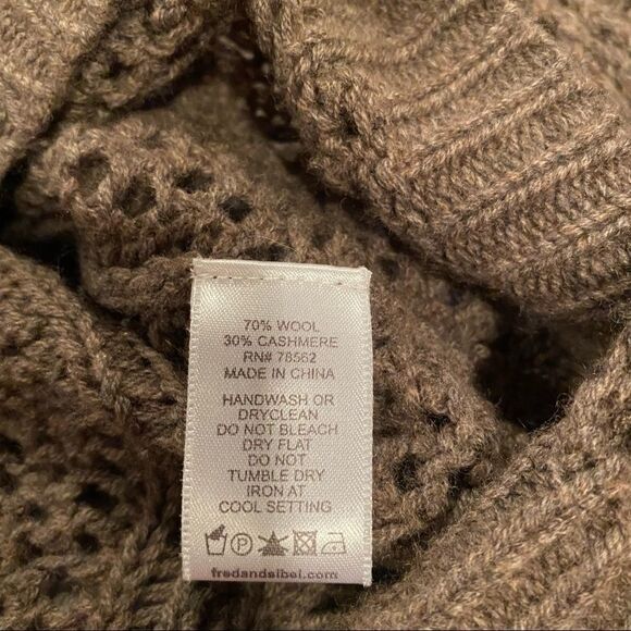 Fred And Sibel Wool & Cashmere Sweater Size Medium - Picture 6 of 10